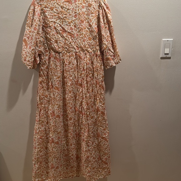 Louise Misha Geranium Floral Cream Maxi Dress M/L - Picture 7 of 9